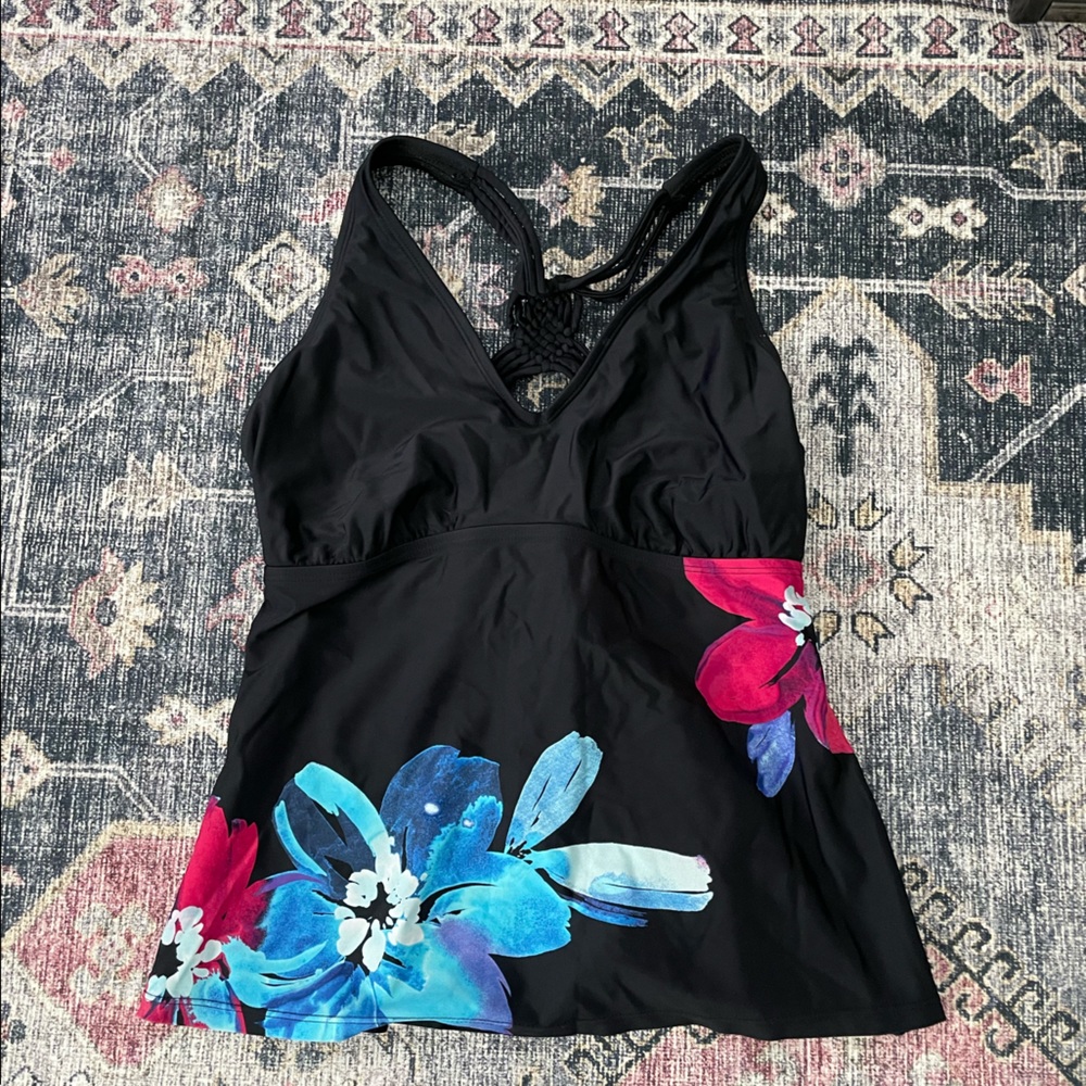 Floral pattern black tankini size XL